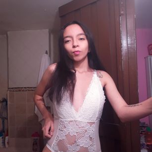 Model - Alex Babe young