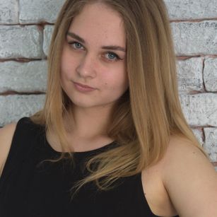 Model - Annastar buisness