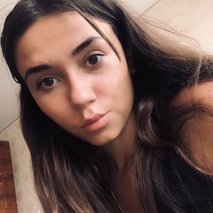 Model - Miroslava legs