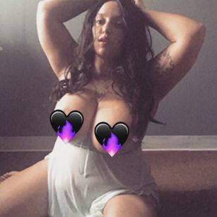 Model - SouthernFireXXX curvy