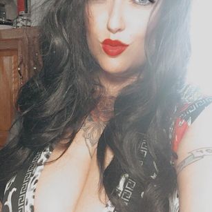 Model - SouthernFireXXX femdom