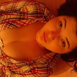 Model - Lolla Renard 1