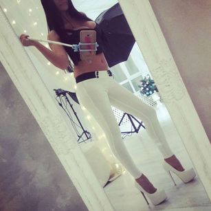 Model - BeatriceOMoon striptease