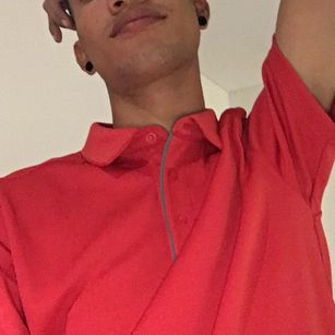 Model - Sexy_logann shaved