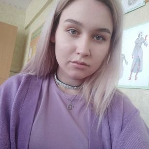 Model - Kati  Sweet Hot