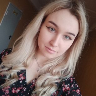 Model - Kati  Sweet teen