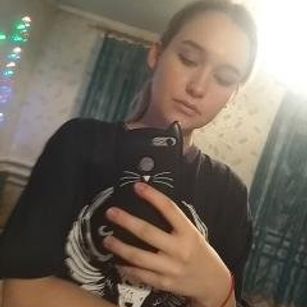 Model - Kati  Sweet natural