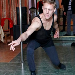 Model - Antonio Banderess milf