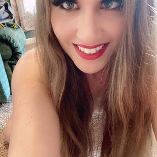 Model - LillyXLust english