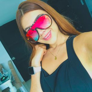 Model - Mileytabs latina