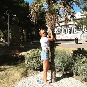 Model - Natalia entertainment