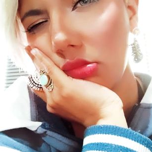 Model - Mescaline_barbie pussyplay