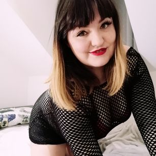 Model - Tilly Daye joi