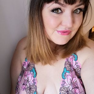 Model - Tilly Daye cute