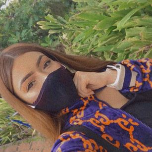 Model - Mileytabs smile