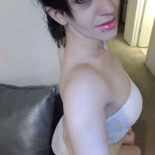 Model - MakeItNasty anal