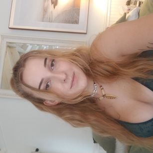 Model - Violet Rae bigtits