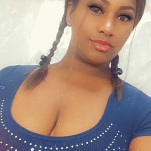 Model - lolahot4you longnails