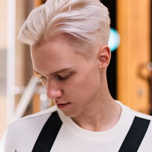 Model - Mark Walsen dildo