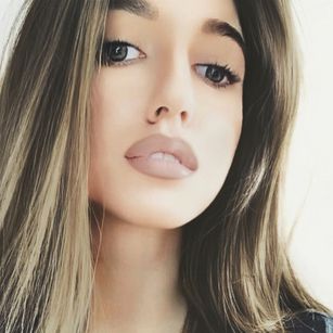 Model - NaughtyMilena joi