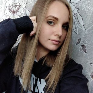 Model - Anastasia cum