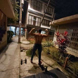 Model - Dave Soldier cumshow