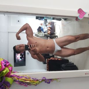 Model - Dave Soldier dildo