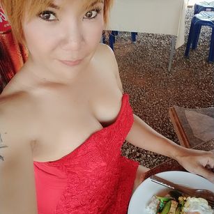 Model - Sweet-Ladyboy naked