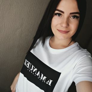 Model - AliceRose foot