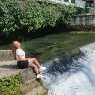 Model - Lerochka longlegs