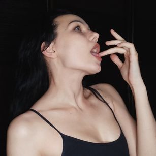 Model - Regina pantyhose