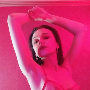 Model - Regina bigass