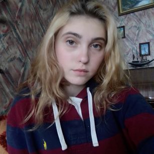 Model - LoliPoli schoolgirl