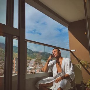 Model - santiago pulgarin bigcock