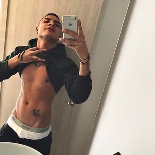 Model - santiago pulgarin bigass