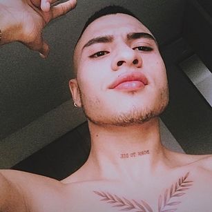 Model - santiago pulgarin bisexual