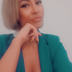 Model - ScarlettLove blowjob