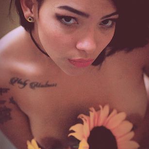 Model - samara love cum