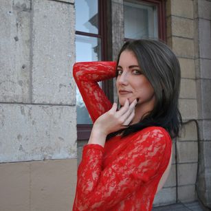 Model - Alexandra longlegs