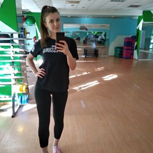 Model - Alexandra skirt