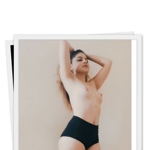 Model - vanessa_211 young