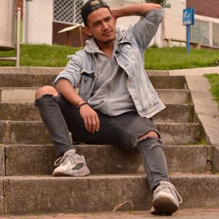 Model - ESTEBAN_HOTT cum