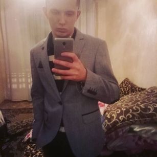 Model - Alex Bigdick