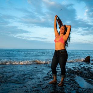 Model - AnittaRose domination