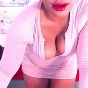 Model - Nonhlanhla Khoza cum