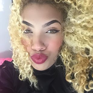 Model - Sexy_Kloe small