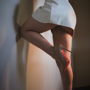 Model - BelleLarisa intelligent