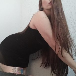 Model - Spitqueen girlfriend