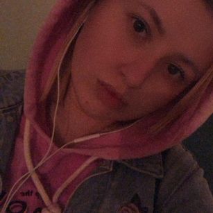 Model - Mary and Jenny girl