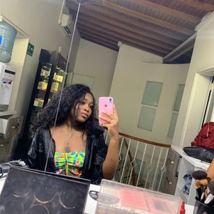 Model - Andrea Smith BOOTY